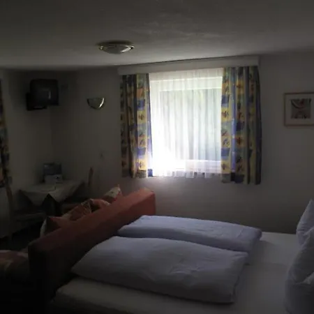 Haus Leo Гостевой дом Каппль